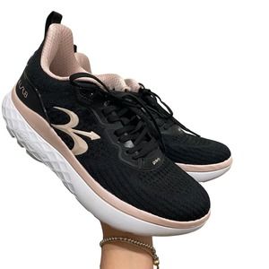 GDEFY XLR8 Run Pink and White Sneakers sz 10